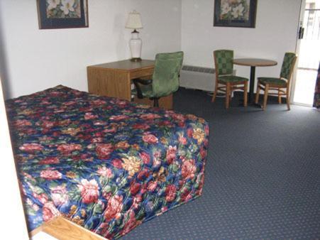 American Motel Wheat Ridge Room photo